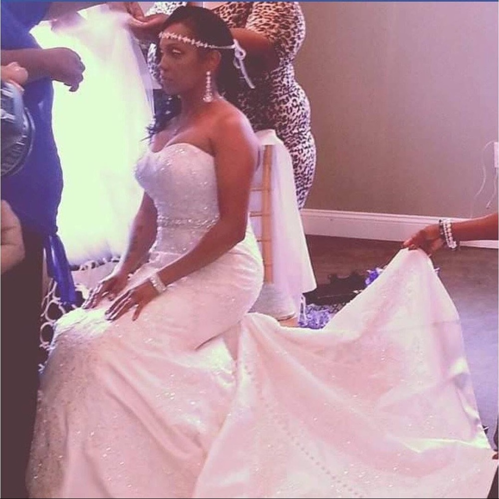 Oleg Cassini Wedding Gown